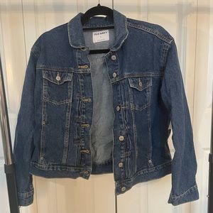 Brand new Old Navy jean jacket. Never worn, tags still on!